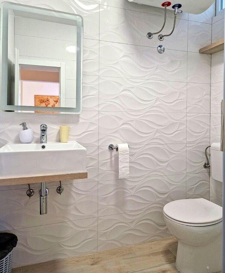 Apartment And Rooms Amenka โนวาลยา ภายนอก รูปภาพ